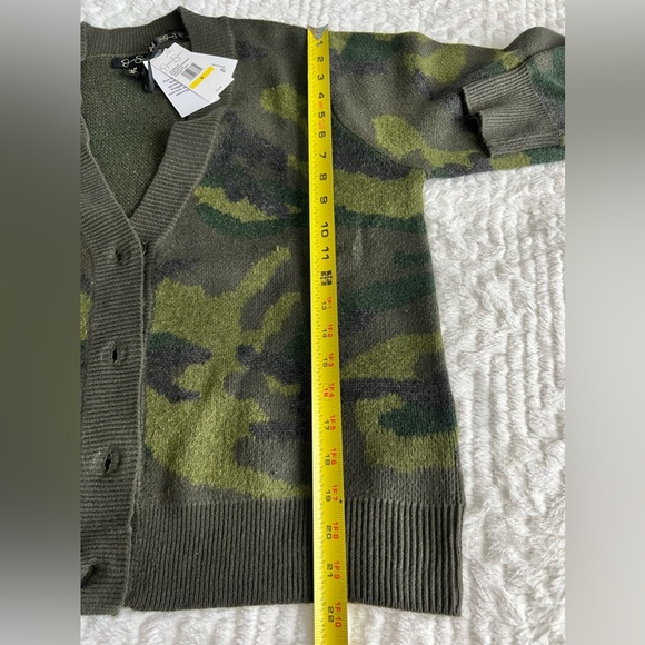 Cardigan - Picture 4 of 5